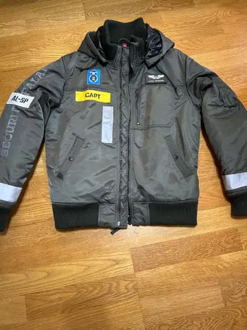 플라이트 자켓 그레이 CAPT 패치 포함