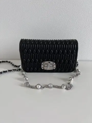 블랙 퀼팅 파티 백