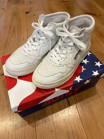 AUTRY 하이컷 스니커즈 37 사이즈