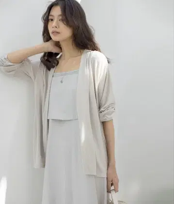 25년 출시 쿠미쿄쿠 온워드 카시야마 드레이프 저지 가디건 베이지 L