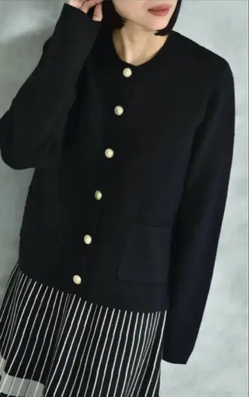 INTERPLANET 더블 자카드 니트 가디건 블랙
