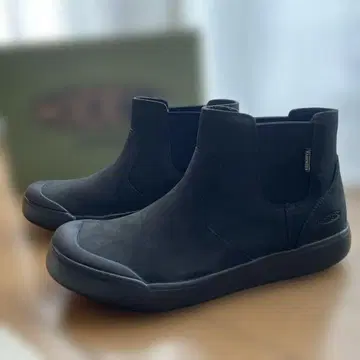 KEEN 킨 첼시 부츠