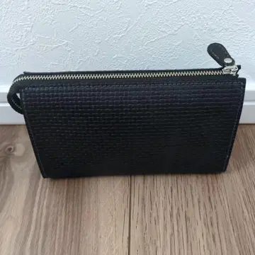 BARNEYS NEWYORK 파우치