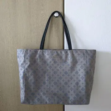 러셋 그레이 로고 패턴 토트백 새상품급