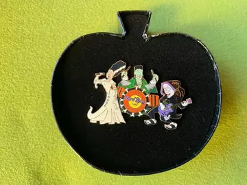 하드 록 카페 핑 배지 할로윈 2001년 고베점