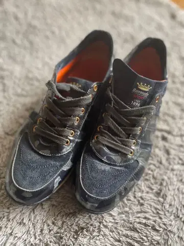 Barracuda 카모플라쥬 스니커즈