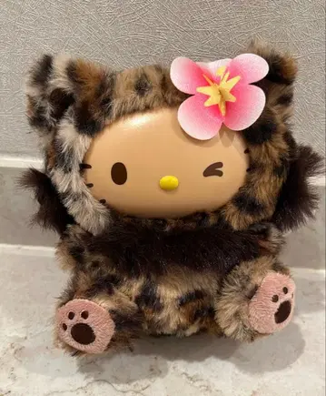 산리오 파인 페이스 캣 레오파드 무늬 새상품 택 포함