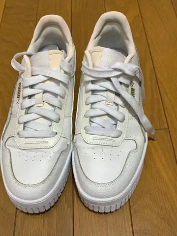 PUMA 통굽 스니커즈