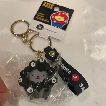 오사카 간사이 엑스포 블랙 폼폼푸딩 키링