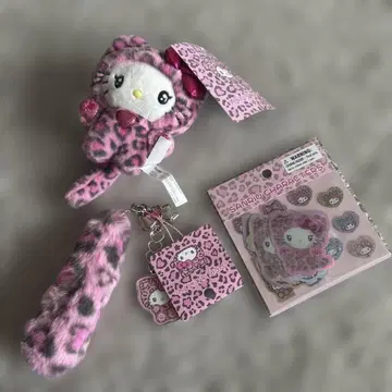 새상품 헬로키티 갸루 고양이 산리오 마스코트 키링 스티커
