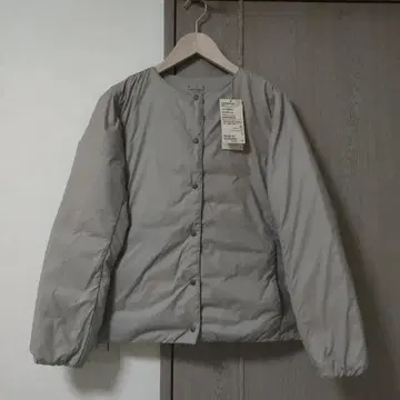 경량 다운 포켓터블 노카라 자켓 L 라이트 베이지 여성용