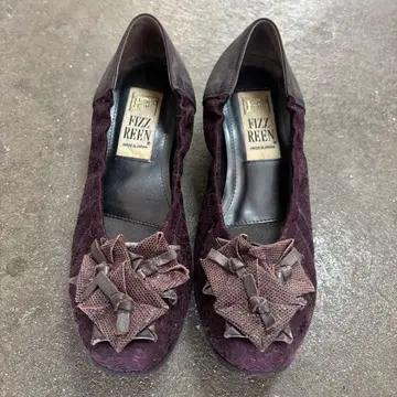 FIZZ REEN 리본 포함 펌프스