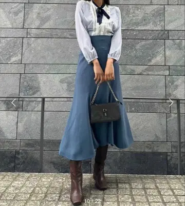 플레어 블루 롱 스커트