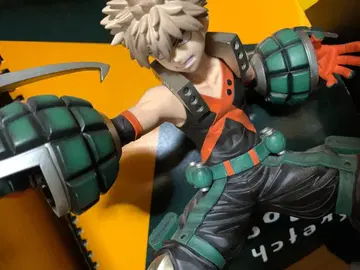 1/8 바쿠고 카츠키 피규어