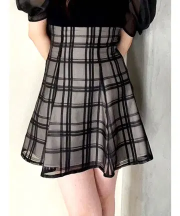 Mercuryduo 시어 체크 백 레이스업 미니 치마바지