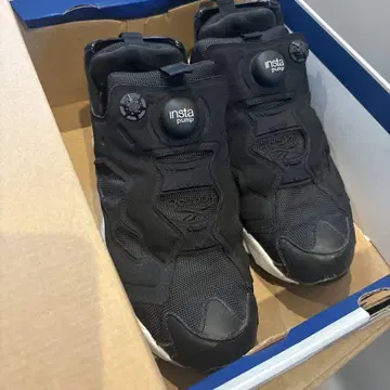Reebok 인스타펌프 퓨리