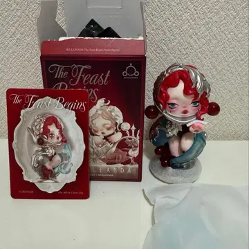 SKULLPANDA The Silver Claret Jug 피규어