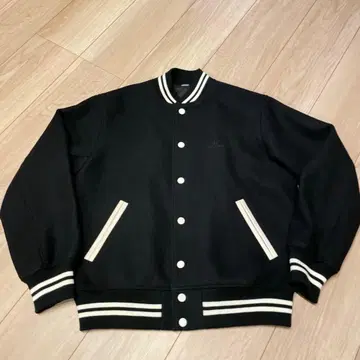 미라 오웬 멜톤 바시티 자켓 블랙 로고 자수