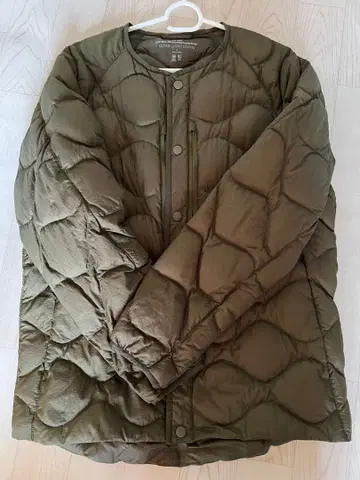 UNIQLO White Mountaineering 울트라 라이트 다운 S