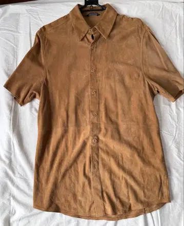 DKNY 스웨이드 반팔 셔츠