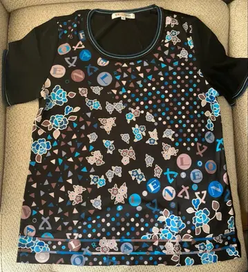 새상품급 레오나르 반팔 니트 40 사이즈