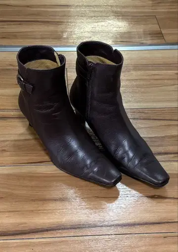 pitti 가죽 숏부츠 부티 브라운