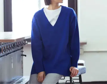 LAUTREAMONT 오버 사이즈 V넥 니트 스웨터 새상품