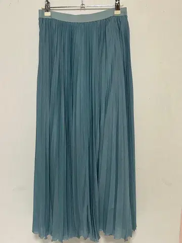 INED 플리츠 롱 스커트