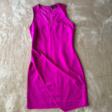 BANANA REPUBLIC 슬리브리스 무릎 기장 원피스 핑크