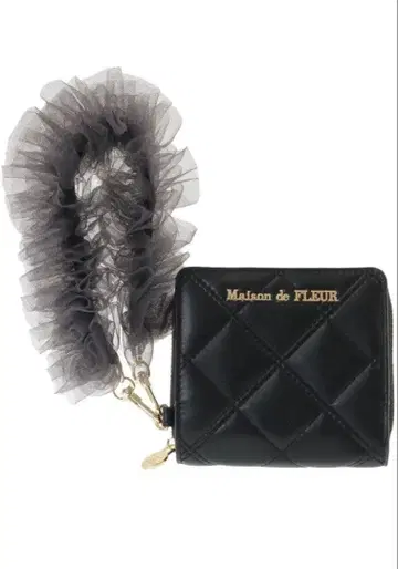 Maison de FLEUR 3단 폴더형 지갑 블랙 스트랩 포함