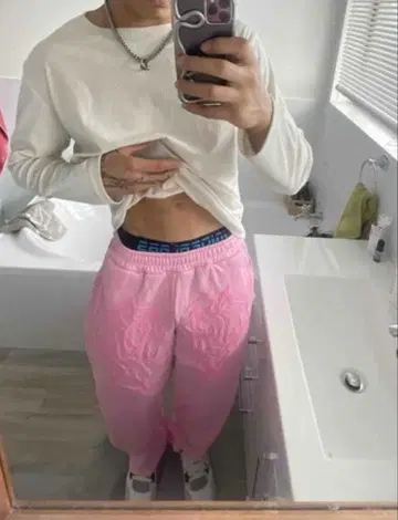 핑크 맨투맨 sp5der 데님 티어스 huf