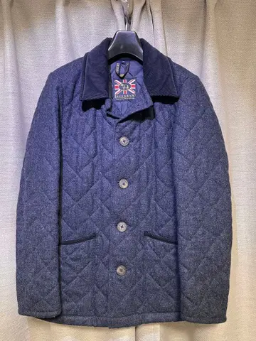 LAVENHAM 네이비 퀼팅 자켓 사이즈 34