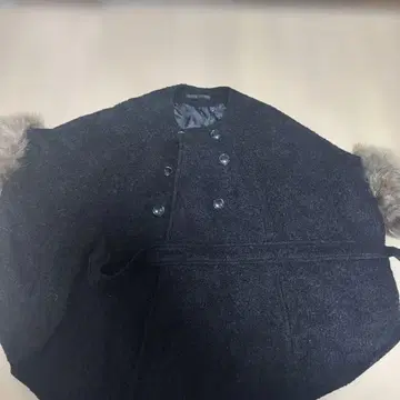 CC.CROSS 판초풍 코트 사이즈 38