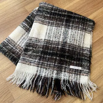 [ LOWRYS FARM ] 체크 무늬 화이트 x 브라운 머플러