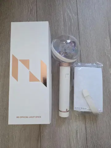 INI 공식 응원봉