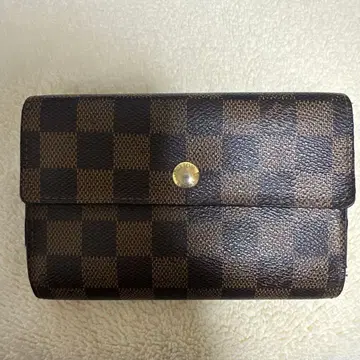 다미에 패턴 삼단 접이식 지갑