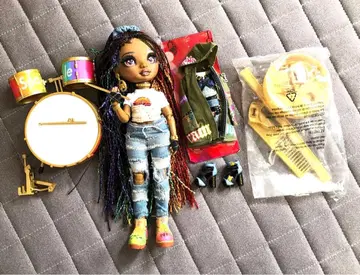 레인보우 하이 인형 세트