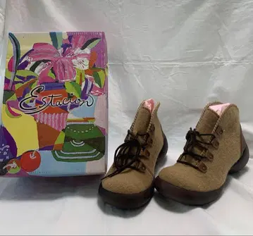 Estacion 베이지 하이컷 부츠