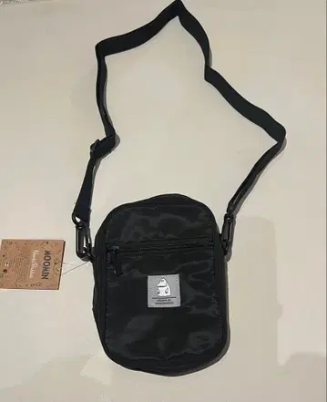 모란 어반 넥 백 블랙 무민