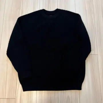 BATONER SIGNATURE CREW NECK