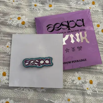 aespa 랜덤 핀 배지