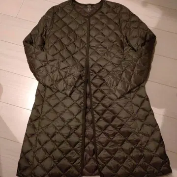 유니클로 울트라 라이트 다운 롱 카키 XL