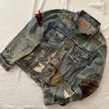 CRASHED DENIM JEAN JACKET