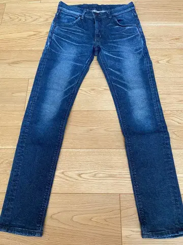 [ Lee ] Black Riders