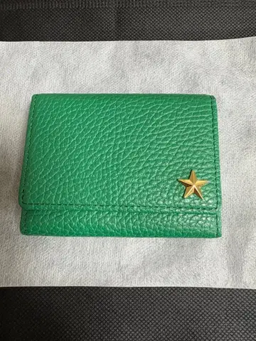 미사용 새상품! 그린 가죽 3단 폴더형 지갑 별 모양 스터드 장식