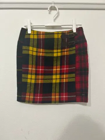 TOMMY HILFIGER 체크 무늬 타이트 스커트