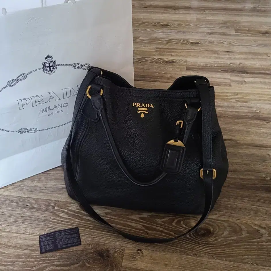 Prada Vitello Daino Crossbody Bag Shoulder Bag Tessuto Hobo Bag Bucket Bag