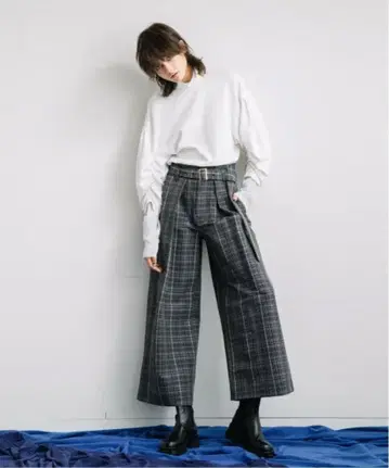 AULA AILA 딥턱 체크 팬츠 사이즈 1 미사용 새상품