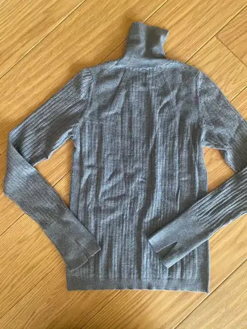 마차트 그레이 리브 니트 긴팔