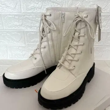 엘르 플래닛 레이스업 부츠 22.5cm